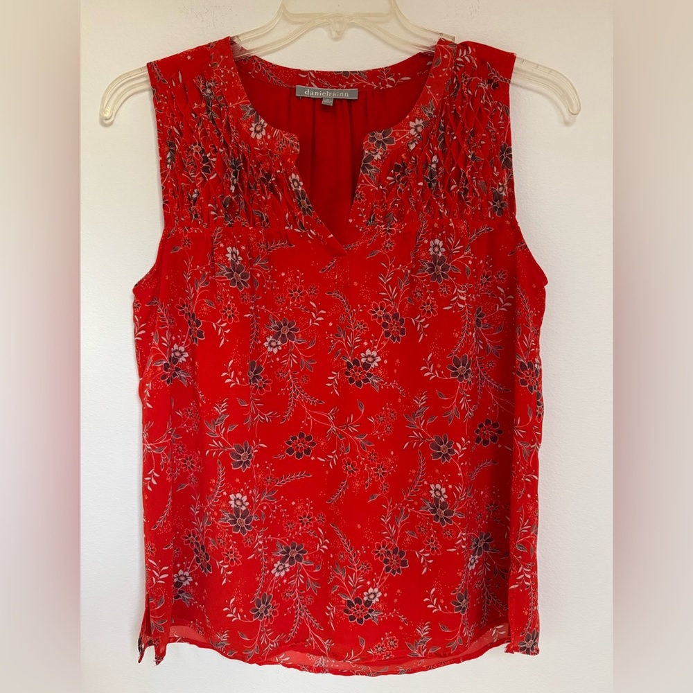 Daniel Rainn Red Floral Lined Sleeveless Blouse- Medium